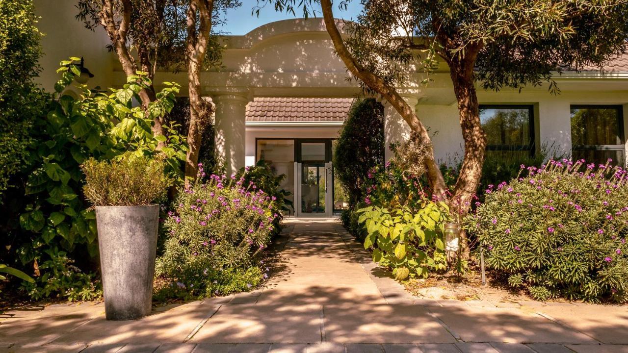 The Dongola Guesthouse Cape Town Ngoại thất bức ảnh